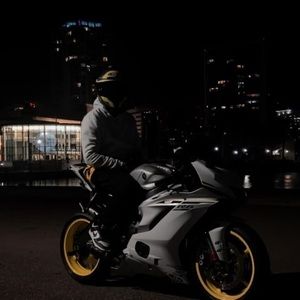 Meet your Posher, Bobby